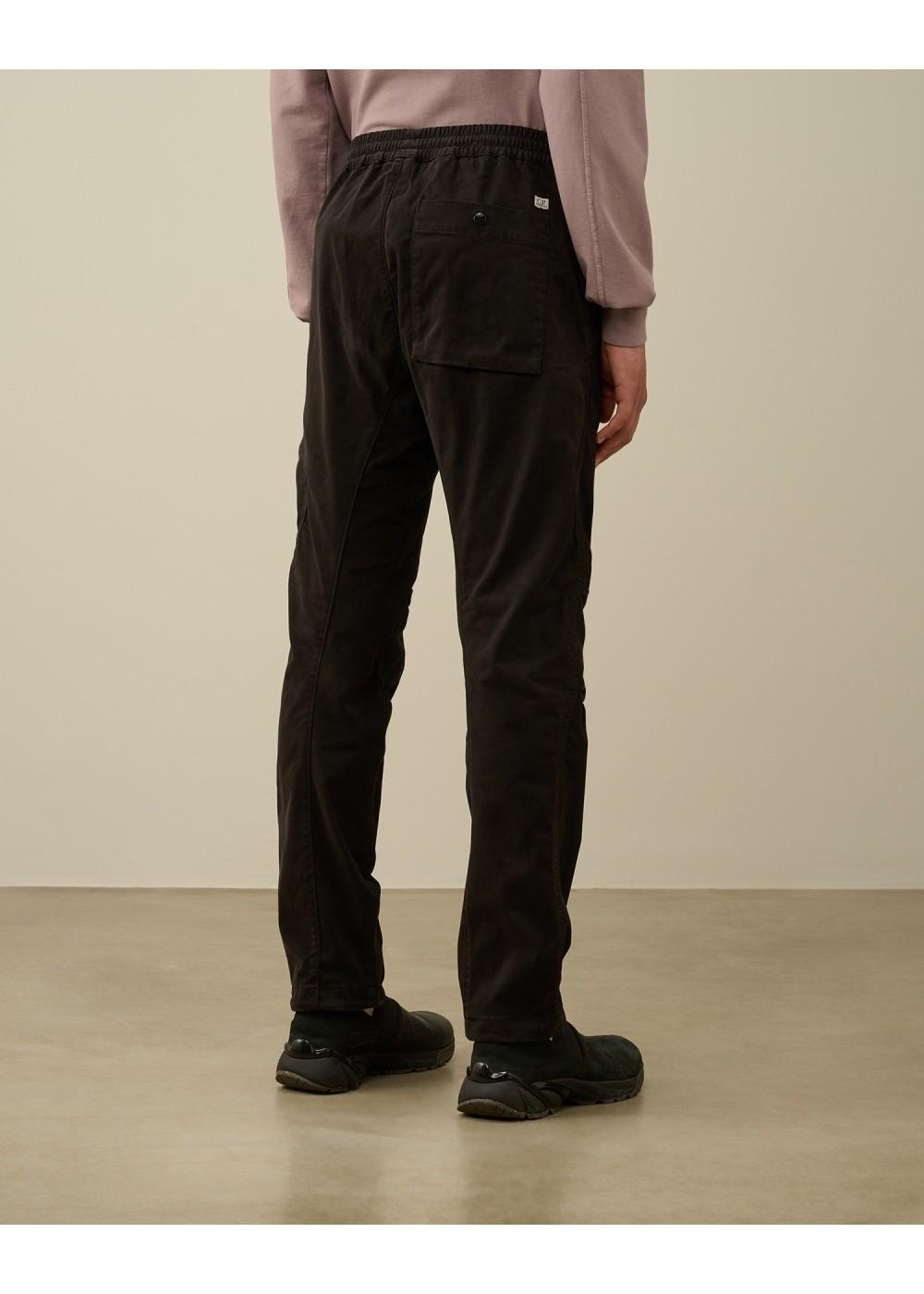 C.P. Company PANTALON C.P. COMPANY CARGO ÉLASTIQUE  CPPANTALON chez West Gallery Dieppe