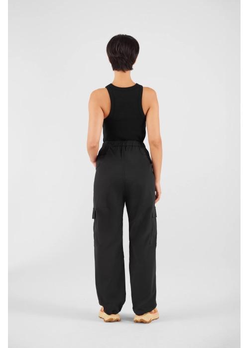 Gertrude PANTALON MULTI-POCHES AVEC CEINTURE GERTRUDE NATHAEL  GNATHAEL chez West Gallery Dieppe