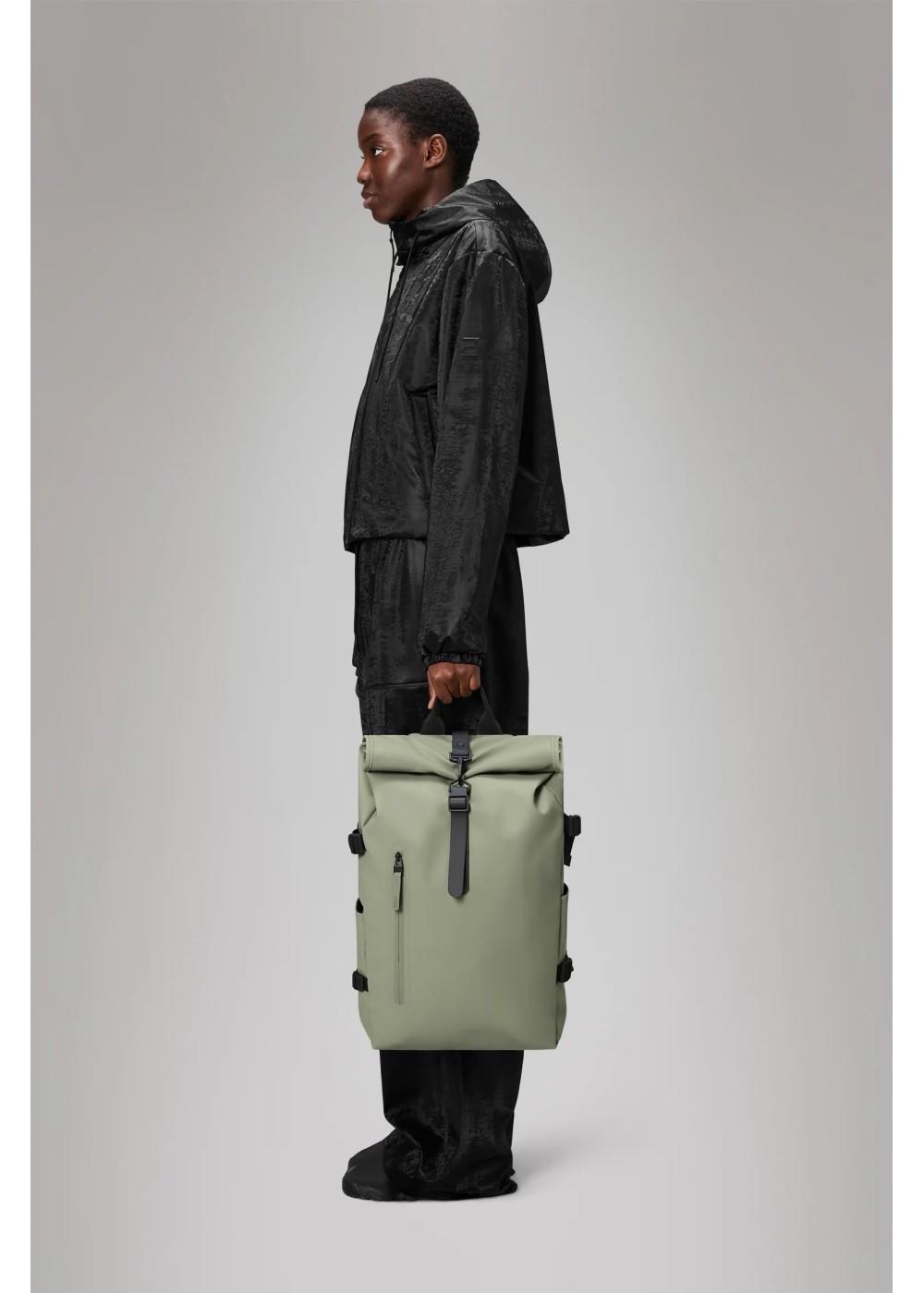 RAINS ROLLTOP RUCKSACK LARGE W3 RAINS  14590 chez West Gallery Dieppe
