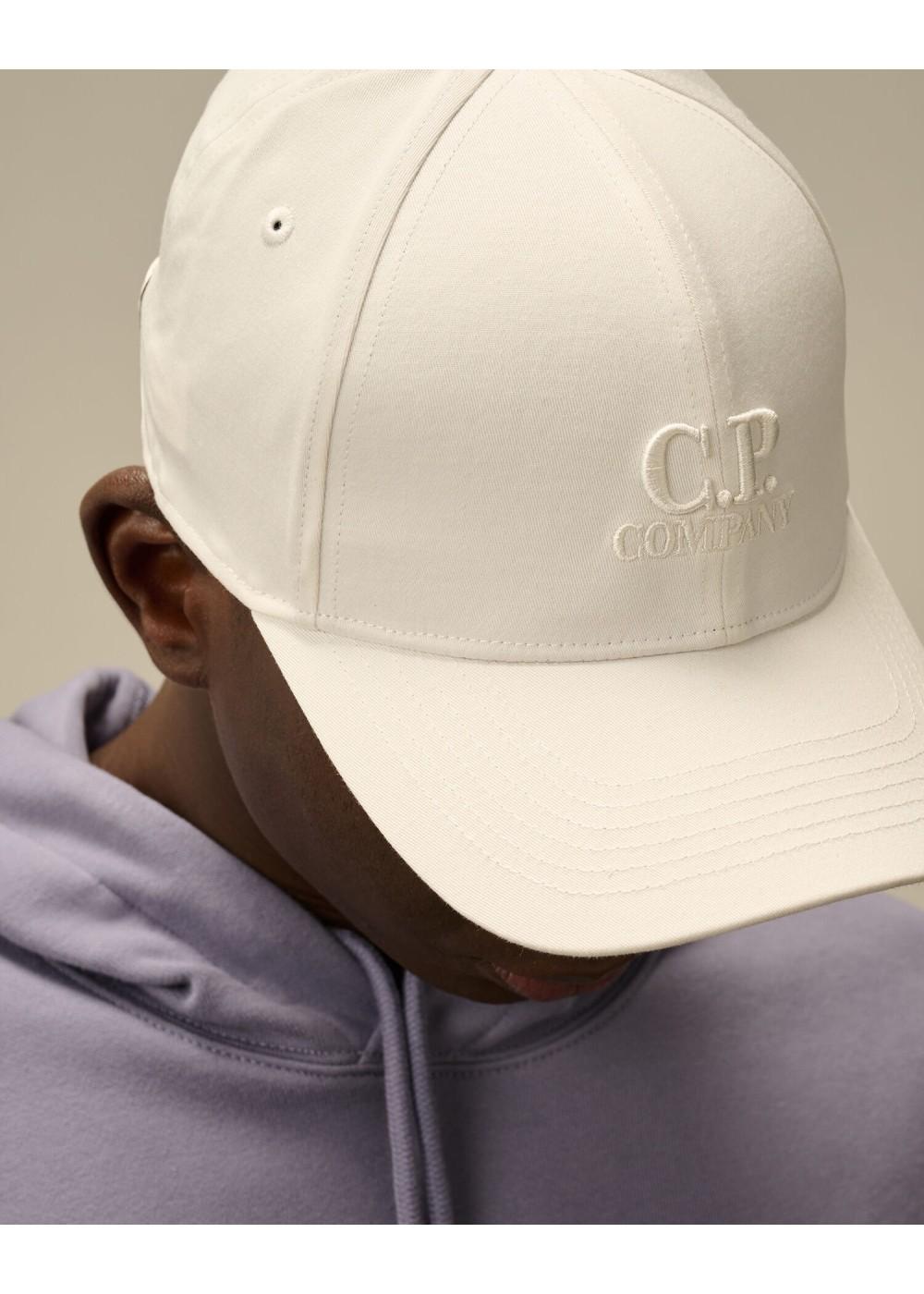 C.P. Company CASQUETTE LOGO C.P. COMPANY CPCASQUETTE95 chez West Gallery Dieppe