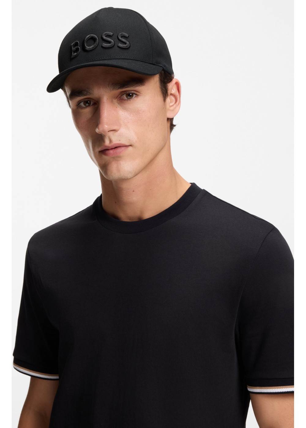 Hugo Boss CASQUETTE HUGO BOSS LOGO BRODÉ CAPHUGO chez West Gallery Dieppe