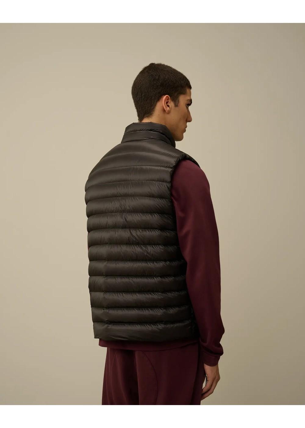 C.P. Company DOUDOUNE C.P. COMPANY SANS MANCHES D.D. SHELL CPSANSMANCHES chez West Gallery Dieppe