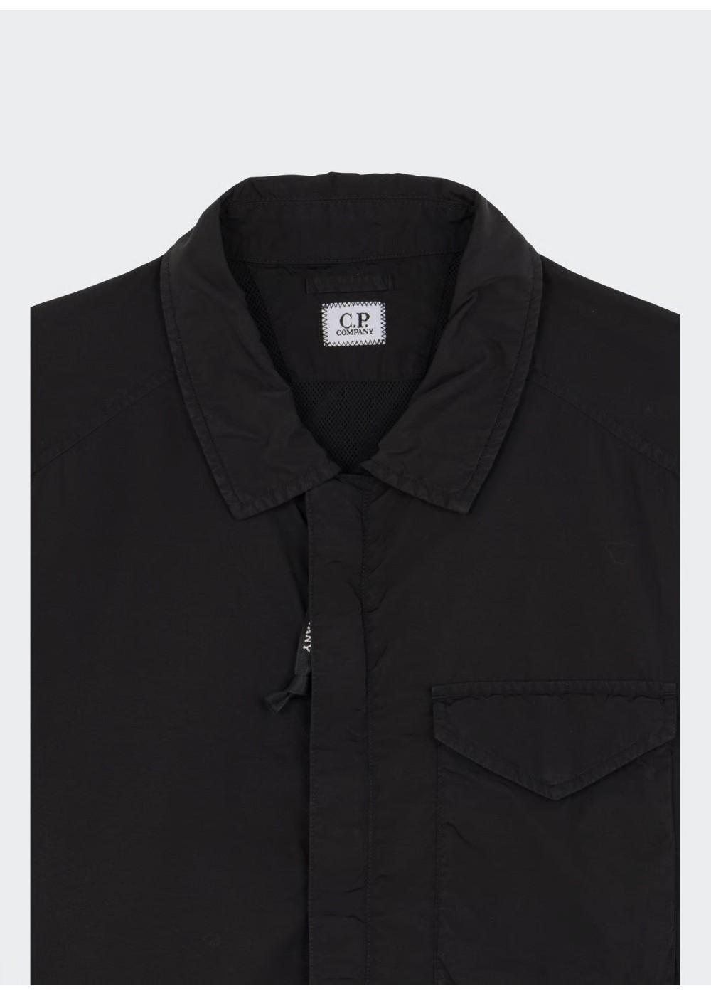 C.P. Company VESTE C.P. COMPANY SURCHEMISE CHROME-R ZIPPED CPOVERSHIRT chez West Gallery Dieppe