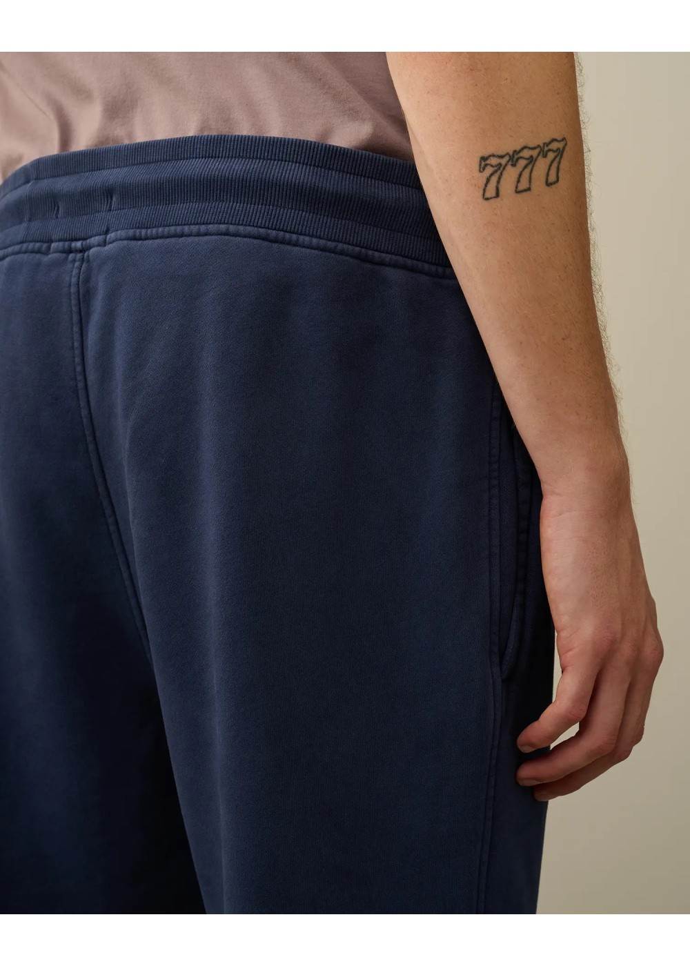 C.P. Company JOGGING CARGO C.P. COMPANY BRUSHED AND EMERIZED CPJOGGYCOTON chez West Gallery Dieppe