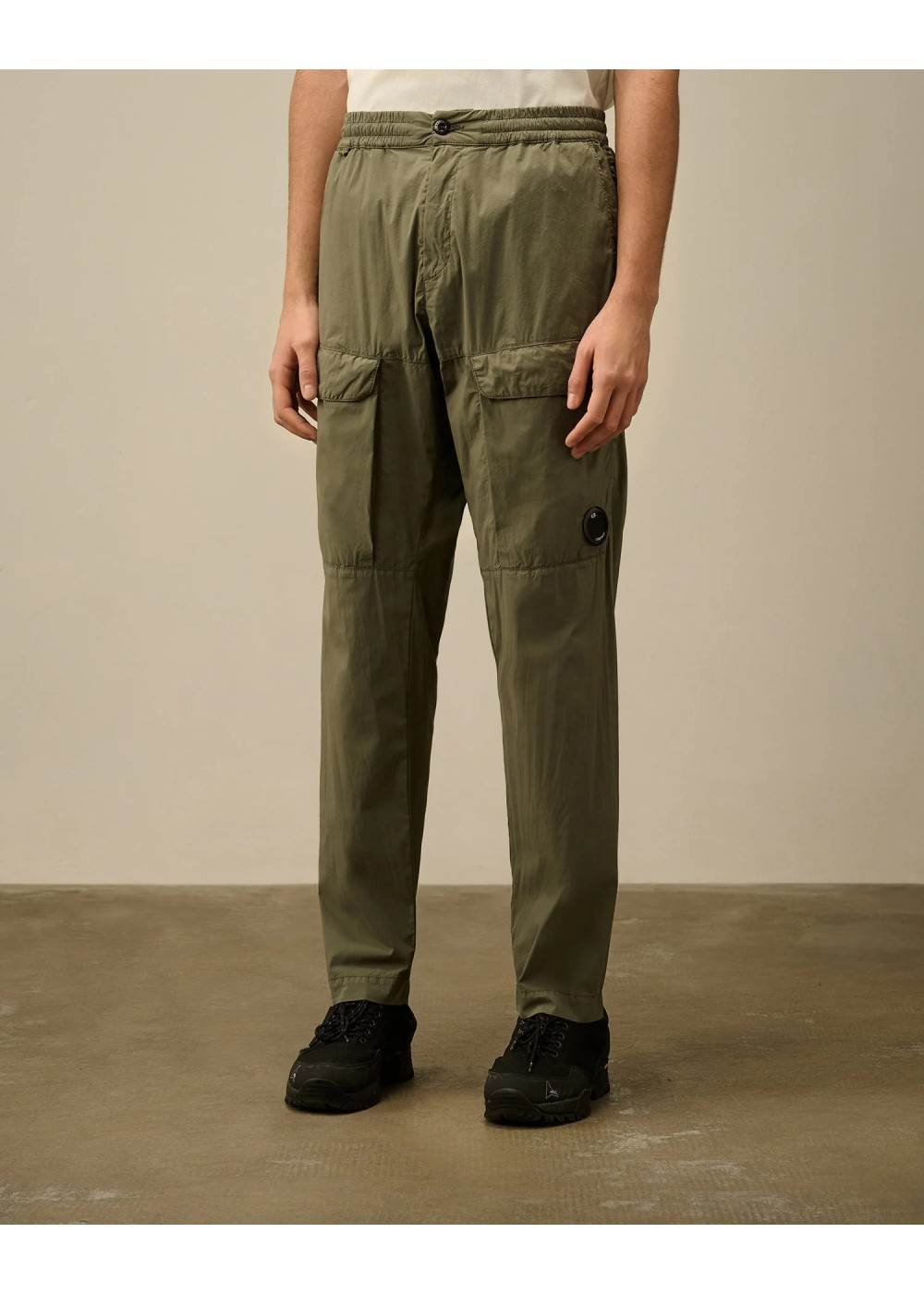 C.P. Company PANTALON CARGO CONFECTIONNÉ C.P. COMPANY CPJOGGNYLON chez West Gallery Dieppe