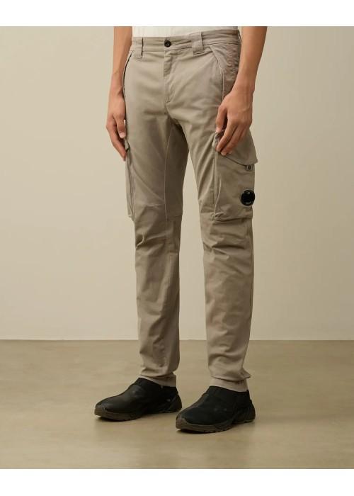 C.P. Company PANTALON CARGO C.P. COMPANY STRETCH SATEEN ERGONOMIC CPCARGOPANT chez West Gallery Dieppe