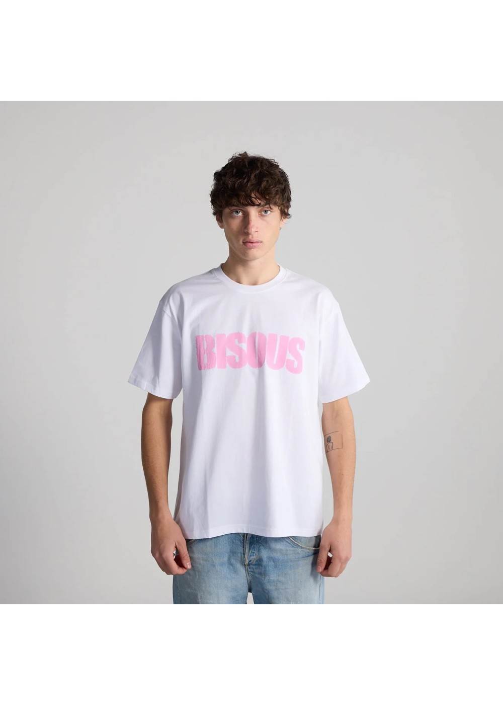 Bisous&nbsp;Skateboard TEE SHIRT BISOUS POCHOIR WHITE BBISOUSPOCHOIR chez West Gallery Dieppe