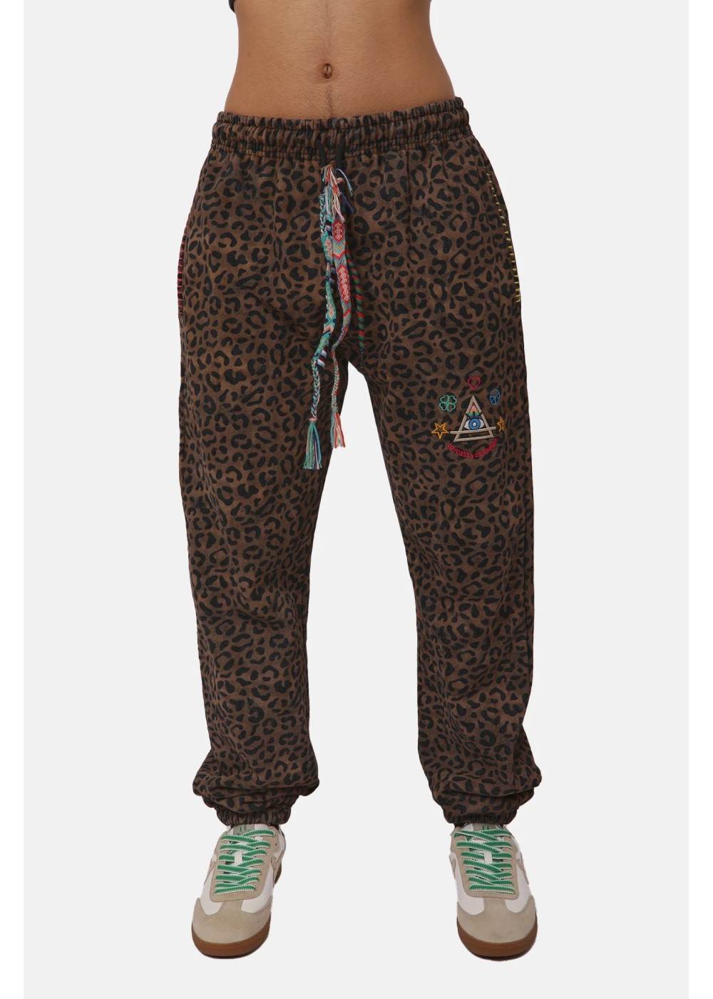 ELEVEN PARIS JOGGING ELEVEN PARIS MIHAI EPMIHAI chez West Gallery Dieppe