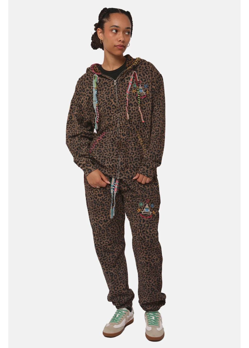 ELEVEN PARIS JOGGING ELEVEN PARIS MIHAI EPMIHAI chez West Gallery Dieppe