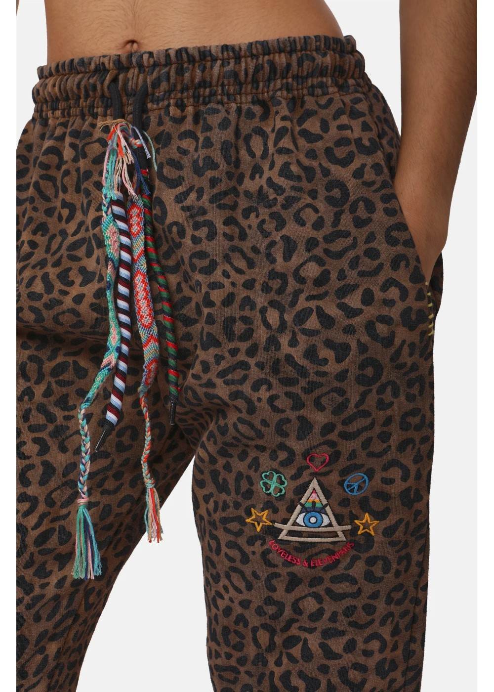 ELEVEN PARIS JOGGING ELEVEN PARIS MIHAI EPMIHAI chez West Gallery Dieppe