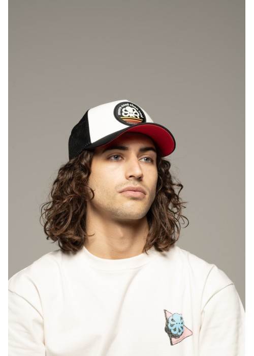 Jonsen Island TRUCKER JONSEN ISLAND MORE COOL JITRUCKERMORECOOL chez West Gallery Dieppe